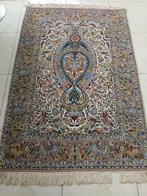 Perzisch tapijt (Iran) gemaakt van zijde en woldons, Ophalen of Verzenden