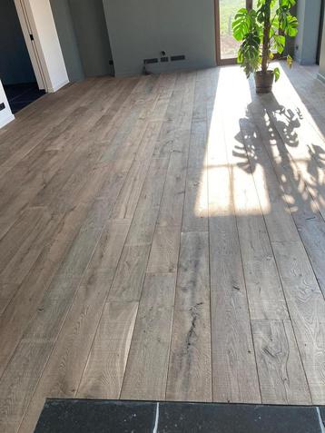 Oude Franse eikenparket – massief 51 m2 ~ 13 cm breed. beschikbaar voor biedingen