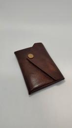Porte-cartes en cuir italien fait main — Compact, Enlèvement ou Envoi, Cuir
