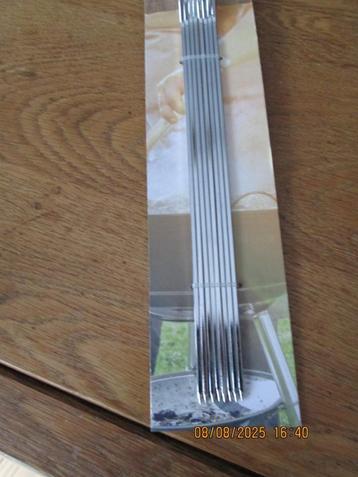 Pics à brochettes en inox.   beschikbaar voor biedingen