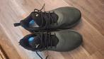 Loopschoenen puma en decathlon, Sport en Fitness, Ophalen, Zo goed als nieuw