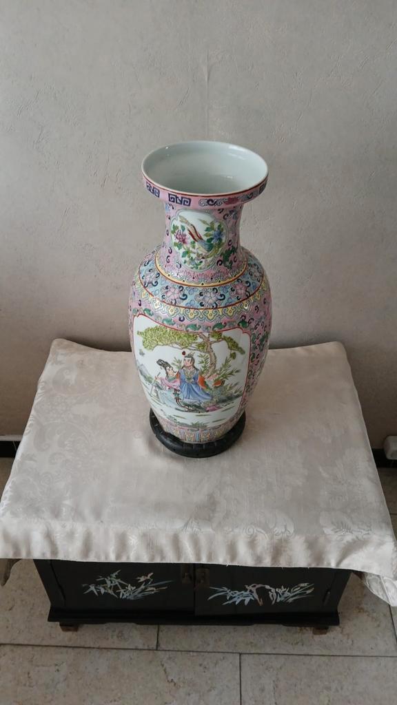 Chinese vaas met de hand beschilderd, Antiek en Kunst, Antiek | Vazen, Ophalen