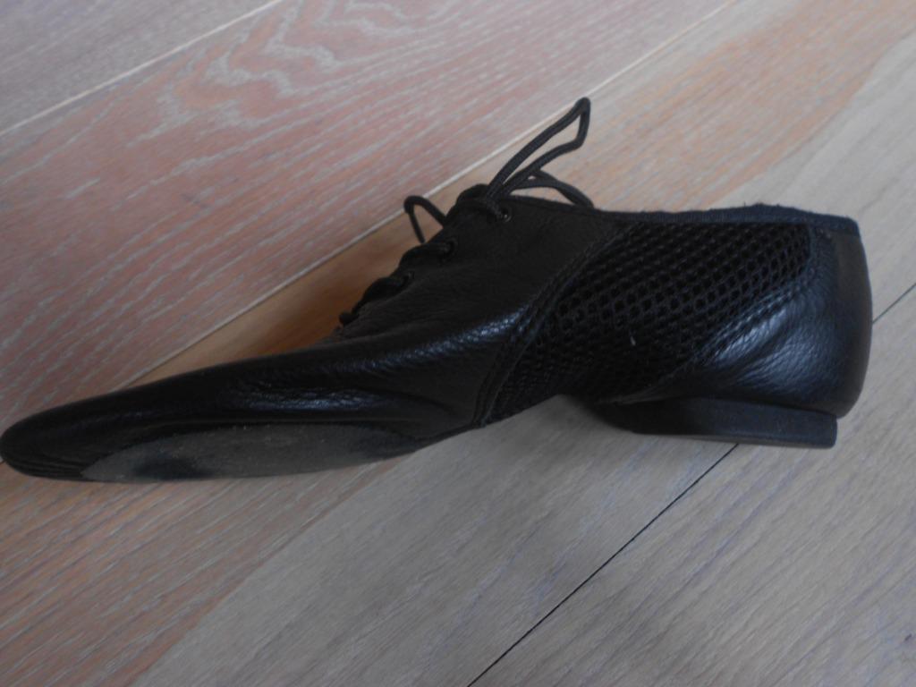 jazzschoenen maat 35, Sport en Fitness, Ballet, Ophalen of Verzenden, Schoenen
