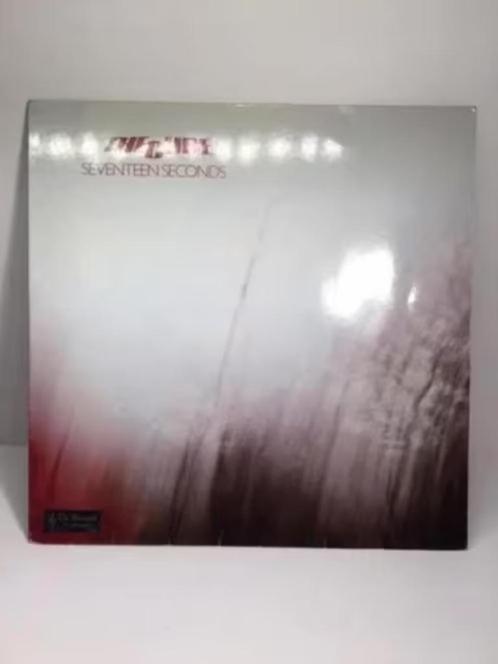 LP - The Cure - Seventeen Seconds (Vinyle), CD & DVD, Vinyles | Rock, Comme neuf, Alternatif, 12 pouces, Enlèvement ou Envoi