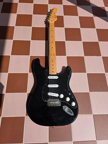 Fender Stratocaster MIM, Enlèvement, Utilisé, Solid body, Fender