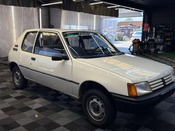 Peugeot 205 1.0 benzine bj. 1990 76000km, Achat, Entreprise, Boîte manuelle, Peinture métallisée