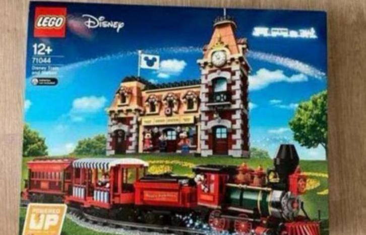 Set 71044 Disney trein en station sealed en retired, Kinderen en Baby's, Speelgoed | Duplo en Lego, Nieuw, Lego, Complete set