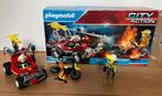 Playmobil City Action - brandweerauto en motor in brand, Kinderen en Baby's, Speelgoed | Playmobil, Ophalen, Zo goed als nieuw