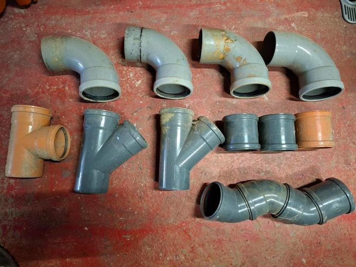 Pvc  hulpstukken afvoer, Doe-het-zelf en Bouw, Buizen en Afvoer, Zo goed als nieuw, Afvoer, PVC, Ophalen