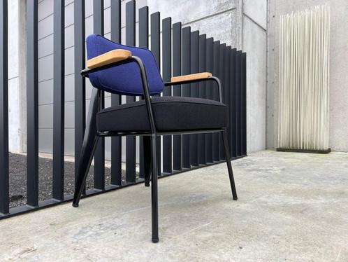 Vitra Prouvé fauteuil de direction,ongebruikt, 8x, Huis en Inrichting, Stoelen, Nieuw, Metaal, Stof, Ophalen of Verzenden