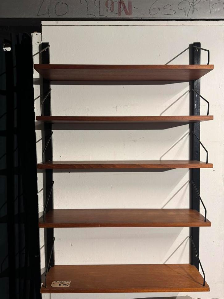 Poul Cadovius by Royal System vintage modulair wandsysteem, Huis en Inrichting, Woonaccessoires | Wandplanken en Boekenplanken