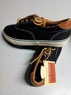 Basketschoenen-nieuw paar schoenen, ongebruikt en met etiket, Ophalen of Verzenden, Nieuw
