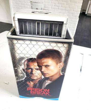 PRISON BREAK CD BOX : COMPLETE SERIE BESTAANDE UIT 4 LOSSE S beschikbaar voor biedingen