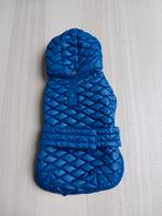 Blauw hondenjasje net als nieuw te koop.M 30, Enlèvement