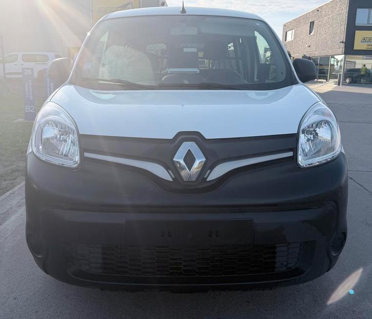 kangoo maxi L2/2021/Diesel/Lez -> 2030 5702,47€ hors TVA, Autos, Camionnettes & Utilitaires, Entreprise, Achat, USB, Renault, Diesel