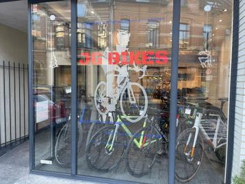 tweedehands fietsen winkel, 2hands bikes shop beschikbaar voor biedingen