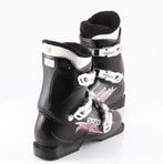 Chaussures de ski 38 38.5 EU pour enfants SALOMON T3, Sports & Fitness, Carving, Skis, Salomon, Utilisé