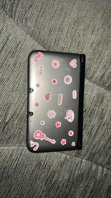 Nitendo 3ds xl beschikbaar voor biedingen