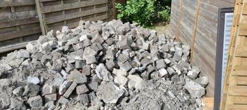 Kasseien 10cm, 250 a 300 stuks  beschikbaar voor biedingen
