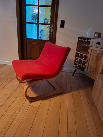 Vintage lounge stoel beschikbaar voor biedingen