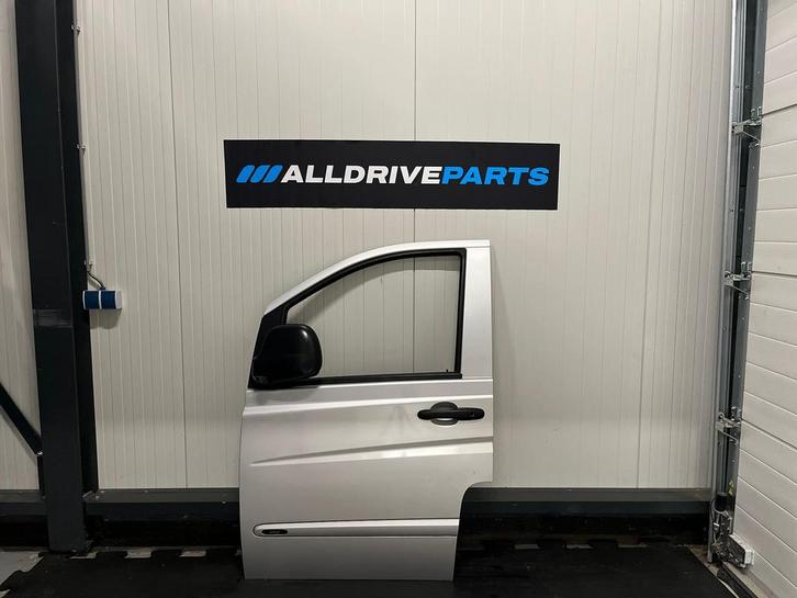 Mercedes Vito W639 Voorportier links grijs A6397201005, Auto-onderdelen, Carrosserie, Deur, Voor, Links, Gebruikt, Ophalen of Verzenden
