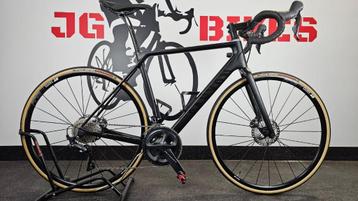 racefiets canyon endurace cf sl 8.0 disc beschikbaar voor biedingen
