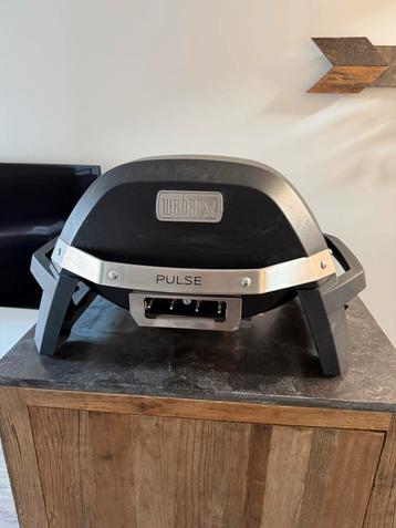 Weber pulse 2000, Tuin en Terras, Ophalen, Zo goed als nieuw