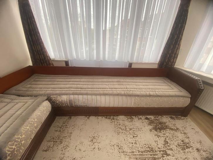 Mousse protectice d’un salon marocain, Huis en Inrichting, Zetels | Complete zithoeken, Nieuw, Stof, Ophalen