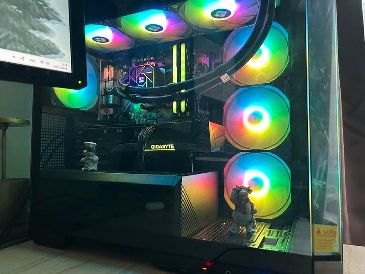 PC Gamer monté fin 2025 – Factures disponib, Informatique & Logiciels, Ordinateurs de bureau, SSD, Enlèvement ou Envoi