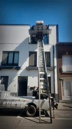 Verhuislift met bediening te huur, Ophalen