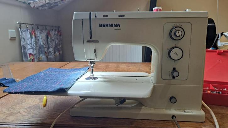 BERNINA Record Electronic 830, Hobby en Vrije tijd, Naaimachines en Toebehoren, Gebruikt, Naaimachine, Bernina, Ophalen