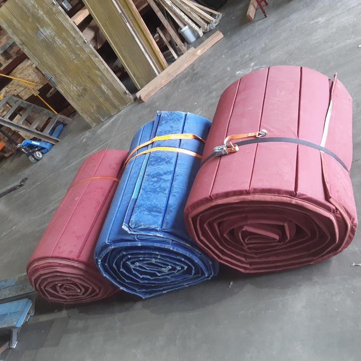 Lange Mat Turnen 10 mtr Sporthal inrichting, Sport en Fitness, Turnen, Gebruikt, Overige typen, Groter dan maat 42, Overige kleuren