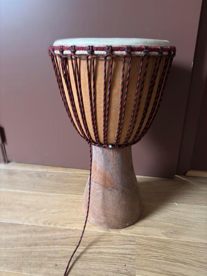 Authentieke Djembe – Handgespannen | Mooie klank, Muziek en Instrumenten, Percussie, Ophalen