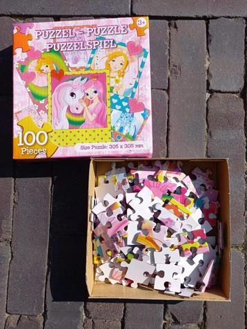 Lot: 3 Puzzels beschikbaar voor biedingen