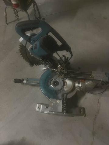 Scie a onglet makita LS1018L 350€  beschikbaar voor biedingen