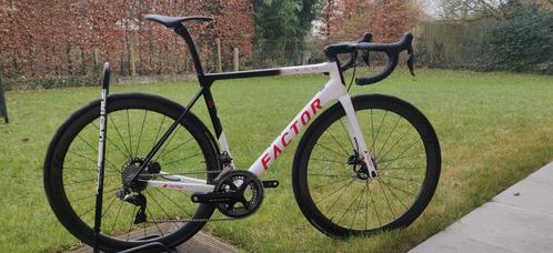 FACTOR O2 VAN, Fietsen en Brommers, Fietsen | Racefietsen, Zo goed als nieuw, Meer dan 20 versnellingen, Carbon, 53 tot 57 cm