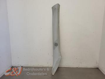 Stijlbekleding links-voor van een Iveco New Daily beschikbaar voor biedingen