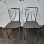 2 mooie metalen stoelen, Huis en Inrichting, Stoelen, Ophalen, Zo goed als nieuw, Twee