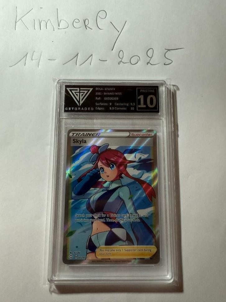 Pokémon Shining Fates Skyla graded 10 card, Hobby en Vrije tijd, Verzamelkaartspellen | Pokémon, Zo goed als nieuw, Losse kaart