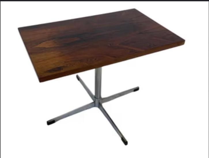 Veelzijdig te gebruiken draaibare tafel op chromen voet, Huis en Inrichting, Tafels | Statafels, Zo goed als nieuw, Ophalen