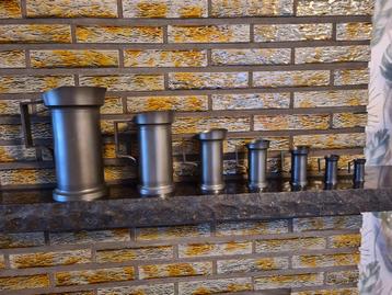 Tinnen maatbeker set 7  beschikbaar voor biedingen