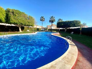 Appartement met Groot Solarium in El Limonar – Torrevieja beschikbaar voor biedingen