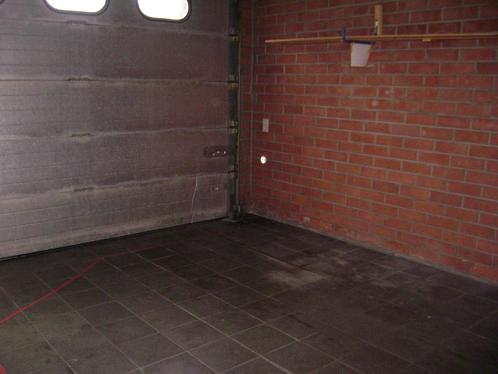Te huur opslagruimte (box) voor huisgerief, meubelen, dozen,, Immo, Garages en Parkeerplaatsen