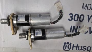 2 autopower reductoren husqvarna 220 beschikbaar voor biedingen