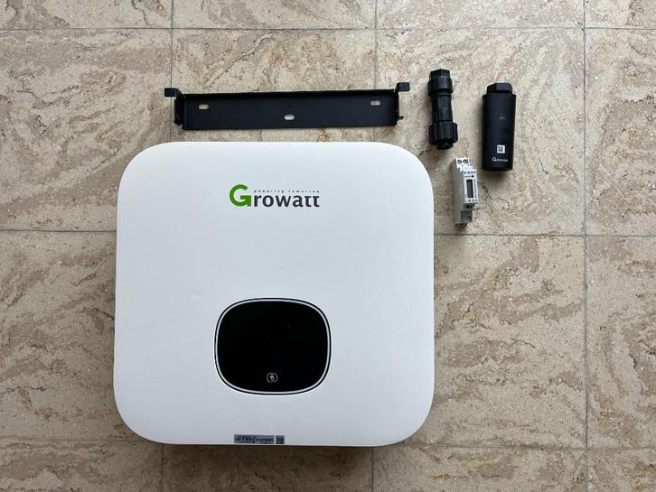 Omvormer Growatt MIN3000TL-XE, Doe-het-zelf en Bouw, Zonnepanelen en Toebehoren, Gebruikt, Ophalen of Verzenden