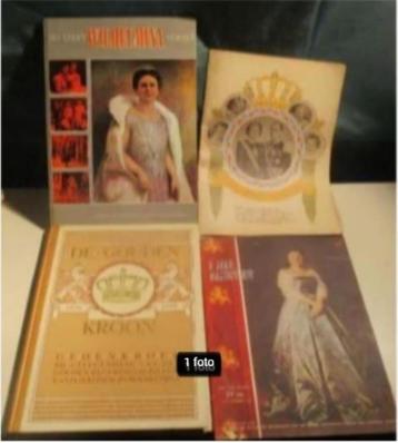 4 beaux livres anciens - La reine Wilhelmine et Juliana, Enlèvement ou Envoi, Comme neuf, Magazine ou livre