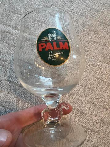 Palmglas met paard in voet, Enlèvement, Comme neuf