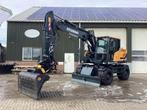 Hyundai HW140A demo bandenkraan, Excavatrice