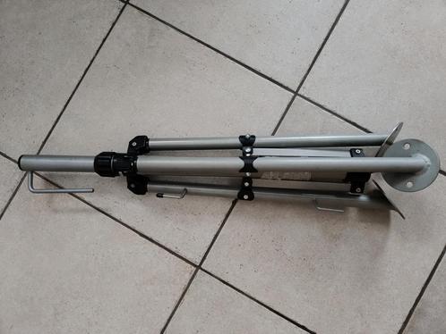 statief / voet voor schotelantenne, Audio, Tv en Foto, Schotelantennes, Zo goed als nieuw, (Schotel)antenne-accessoires, Ophalen