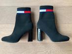 Prachtige enkellaarsjes Tommy Jeans maat 37, Zwart, Lage of Enkellaarzen, Ophalen of Verzenden, Zo goed als nieuw
